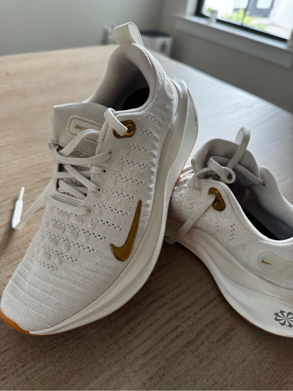 Nike Women's React Flyknit Cream/Gold Running Sneakers